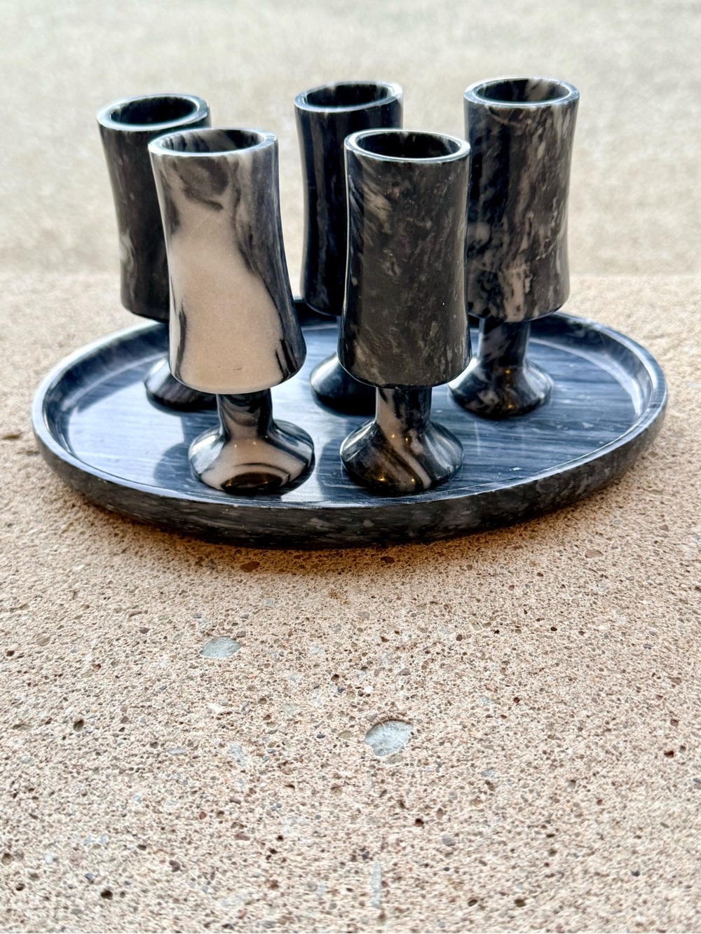 ⚡️SALE⚡️Vintage Handcrafted Onyx Black & White Shot Glass Set with Serving Tray - Picture 7 of 17